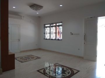 Rumah bagus semifurnish rawamangun jakarta timur