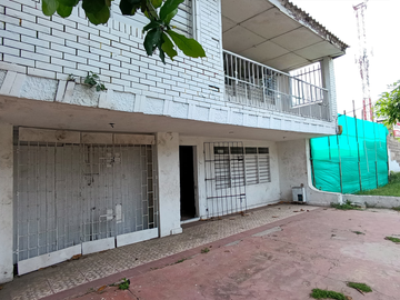casalote en venta en mesolandia. Cod V11510
