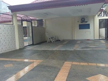 Bungalow House With 4 Bedrooms For Sale in Friendship Angele