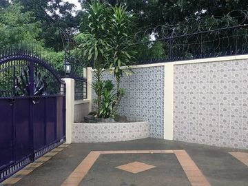 Bungalow House With 4 Bedrooms For Sale in Friendship Angele