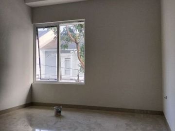 Rumah Strategis Di Turangga Lengkong Buah Batu Bandung Tengah