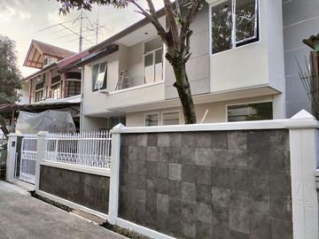 Rumah Strategis Di Turangga Lengkong Buah Batu Bandung Tengah