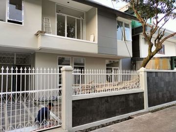Rumah Strategis Di Turangga Lengkong Buah Batu Bandung Tengah