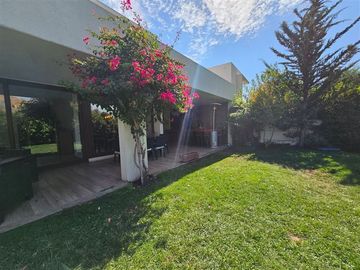 Casa en Venta en Av Chamisero