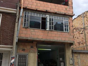 CASA EN VENTA EN SAN CARLOS  KENNEDY  BOGOTA  COLOMBIA .