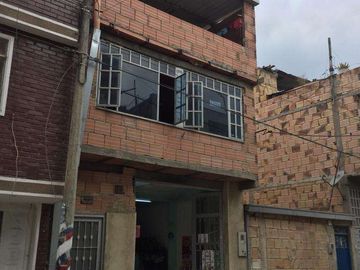 CASA EN VENTA EN SAN CARLOS  KENNEDY  BOGOTA  COLOMBIA .