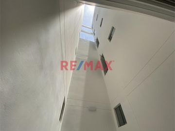 🌟 ¡Descubre tu próximo hogar en Pimentel, Chiclayo! 🌟

🏠 Este moderno departamento de ESTRENO en el 1ER PISO te espera en Urb los Sauces en II Etapa