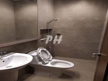 Ready for Occupancy House in West Avenue Q,C at 24.3M PH1190