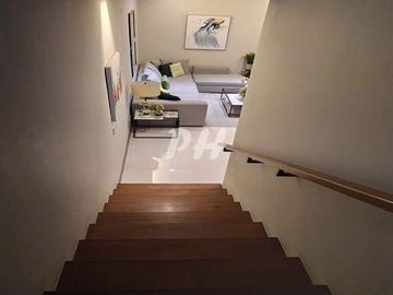 Ready for Occupancy House in West Avenue Q,C at 24.3M PH1190