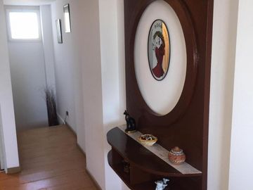 BOEDO. 2 AMBIENTES EN DUPLEX, VISTA PANORAMICA, BAJAS EXPENSAS