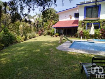Venta de casa en Fracc Brisas, Temixco, Morelos