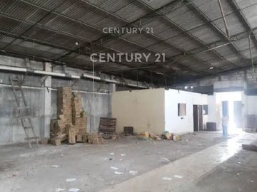 Tanah Komersial Bonus Bangunan Jl Raya Penggilingan LT 1177m