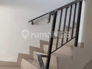 For Rent! Disewakan Rumah Nyaman di Pik 2 Cluster Florida Furnished Termurah