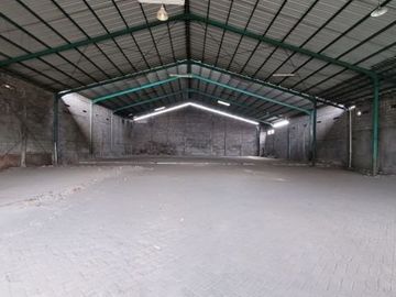 Dijual Gudang Lokasi sangat strategis @Raya Tanjungsari, Harga Ciamik