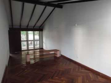 casa en venta en las vegas. Cod V111658