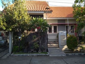 Rumah asri di Wisma Permai Tengah, Strategis