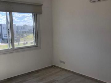 Casa en Ayres Plaza