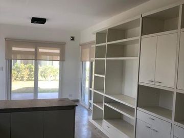 Casa en Ayres Plaza