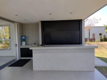 Casa en Ayres Plaza