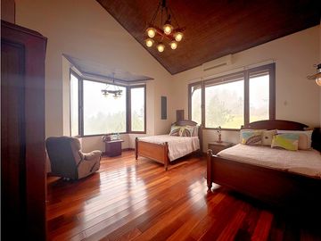 Oportunidad! Se Vende la más Bella Casa de Altos del Maria