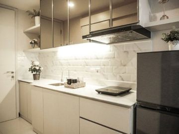 Apart Eastcoast Mansion , Tower Amor Full furnish baru umsse