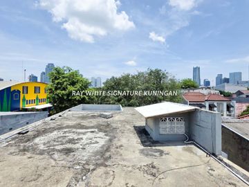 Ruko 2 Lantai Strategis Siap Pakai
