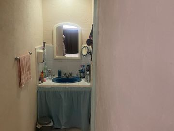 SE VENDE OFICINA col. Terminal, Monterrey, Nuevo León