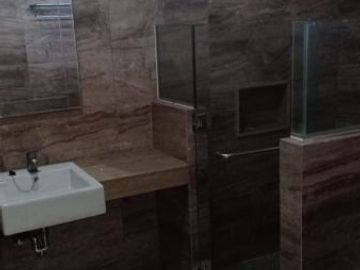 RUMAH MODERN 2 LANTAI SUKOMANUNGGAL SURABAYA BARAT