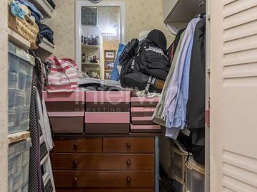 Departamento - Venta -  4 amb con balcón - Caballito