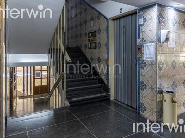 Departamento - Venta -  4 amb con balcón - Caballito