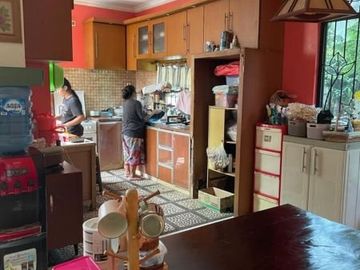 Rumah Siap Huni Hadap Hook di Legenda Wisata P3.050/22/PR-HJ