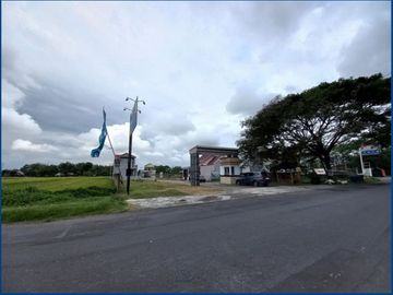 Rumah Lantai 2 Full Bangunan di Taman Edelweis Buntalan