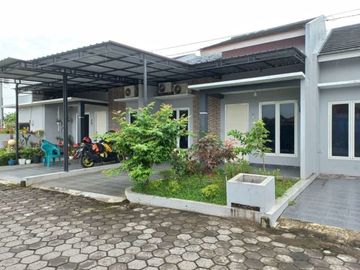 RUMAH DIJUAL DI BAWAH HARGA PASAR DEKAT TERMINAL GIWANGAN SIAP HUNI