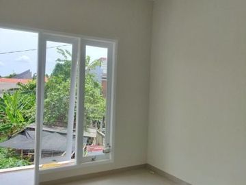 Rumah minimalis 2 lt di Raden Sanim Tanah Baru Depok 900 jt