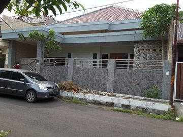 Rumah Penjaringan Sari Listrik 5500w Strategis