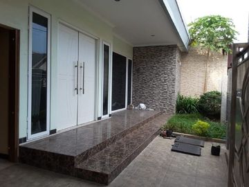 Rumah Penjaringan Sari Listrik 5500w Strategis