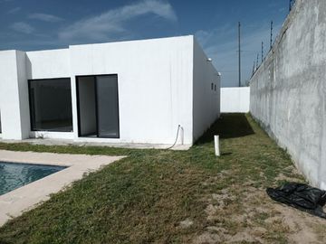 QUINTA EN VENTA EN COL. LOS PORTALES EN ZUAZUA NUEVO LEON