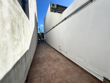 Casa PH en venta en Wilde Centro