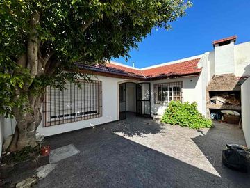 Casa PH en venta en Wilde Centro