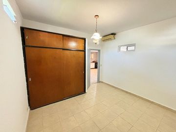 Casa PH en venta en Wilde Centro