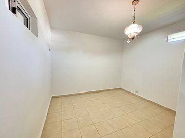 Casa PH en venta en Wilde Centro