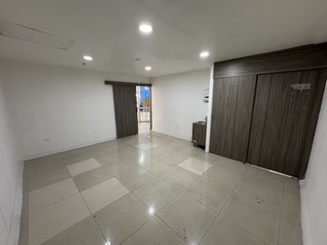 local en arriendo en aves maria. Cod A515173