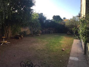 Chalet PH en venta en Castelar Sur