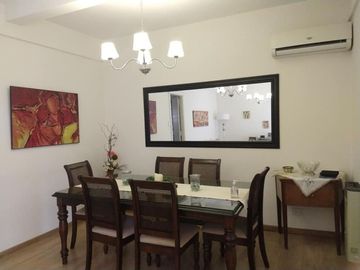 Chalet PH en venta en Castelar Sur