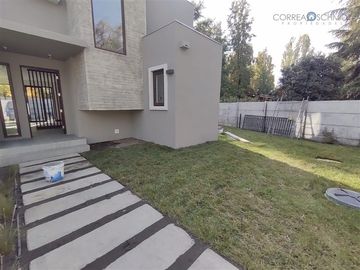 Casa en arriendo Condominio Bosques de Nogales, Machalí