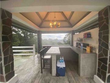 VENTA CASA EN ALTOS DEL MARIA CON PISCINA 6 RECAMARAS 1993M2