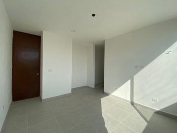 Townhouse de dos recámaras a la venta en Cholul.