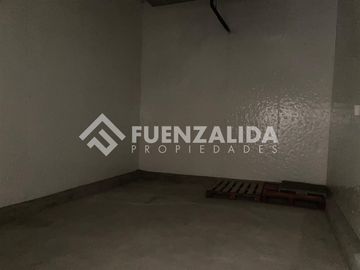 Local Comercial en venta con 2 cámaras frigorificas