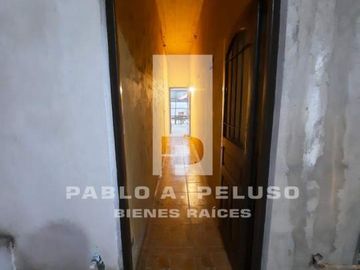 DOS DEPARTAMENTOS, 3 AMBIENTES CADA UNO. MERLO. ZONA OESTE. BUENOS AIRES.