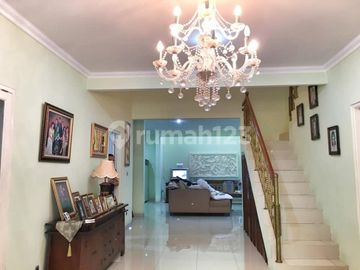Rumah Unfurnished 4 Kamar di Komplek Lemigas Kebayoran Lama